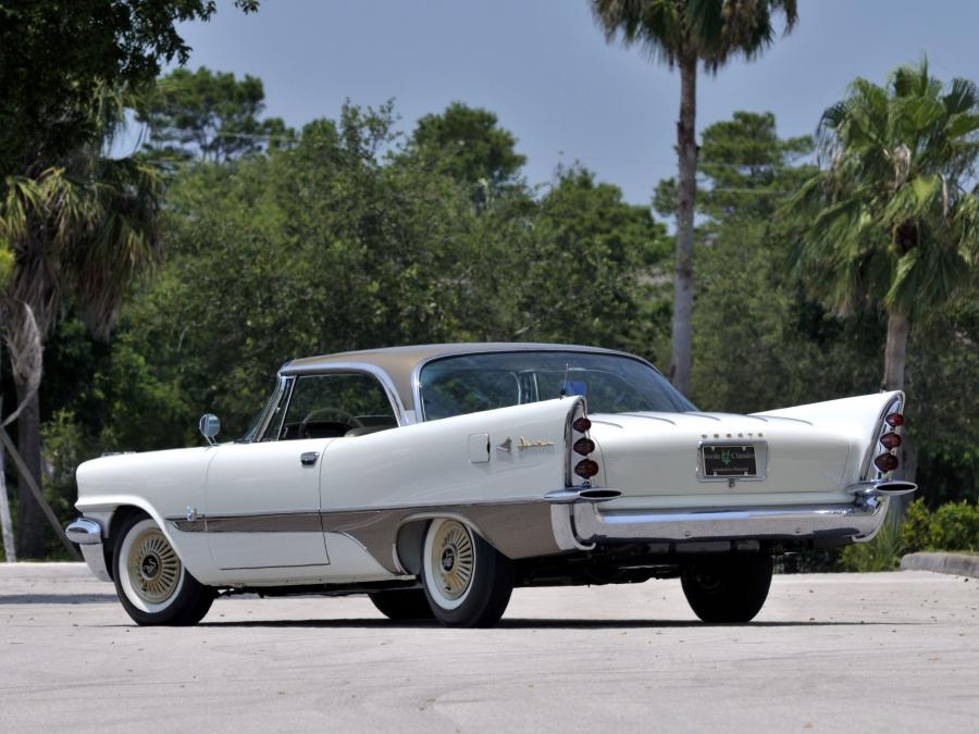  DeSoto Adventurer Hardtop Coupe 1957 года  (фото 2 из 4)